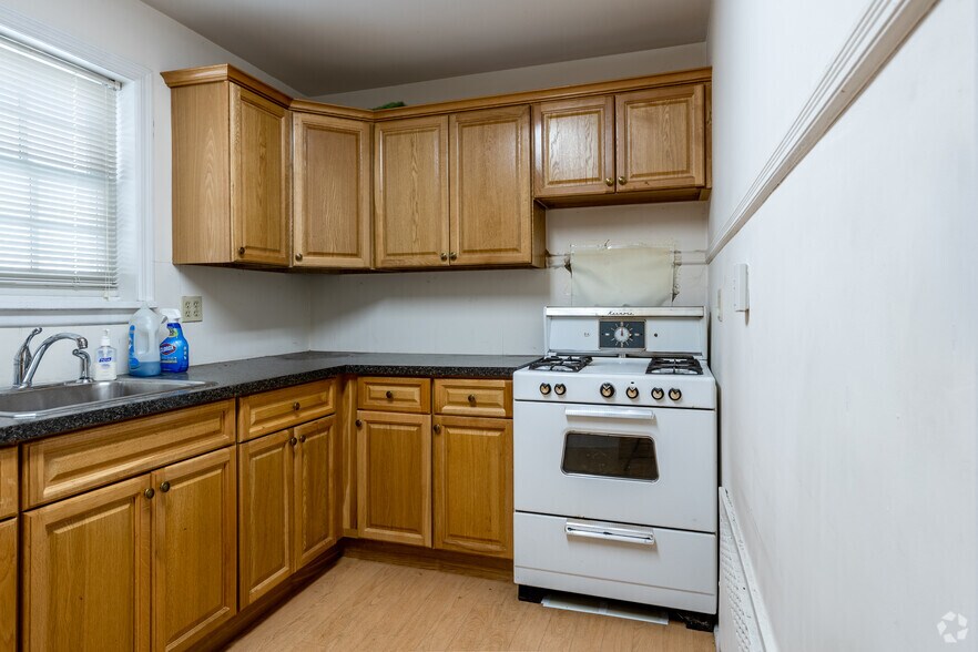 More Photos Of 36 Bergen St, Hackensack Loft Creative Space For Sale