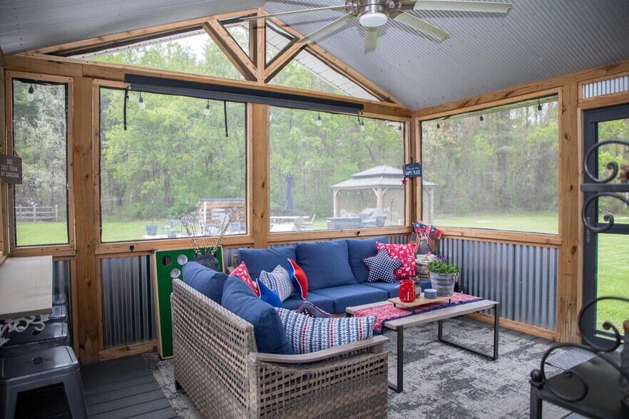 More Photos Of 2445 US-9 Rt, Peru Hotel For Sale