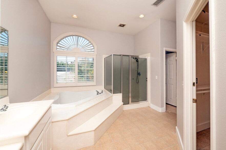 More Photos Of 8715 Dufferin Ave, Riverside Land For Sale