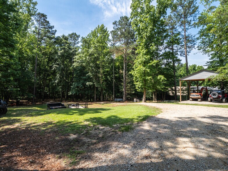 More Photos Of 5229 Augusta Hwy, Leesville Flex For Sale