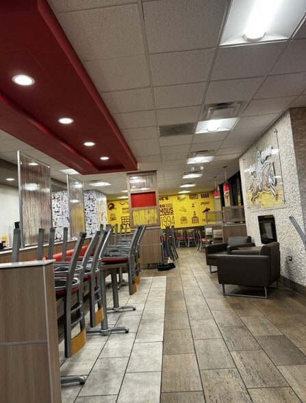 More Photos Of 34 Broadview Ave, Warrenton Fast Food For Sale