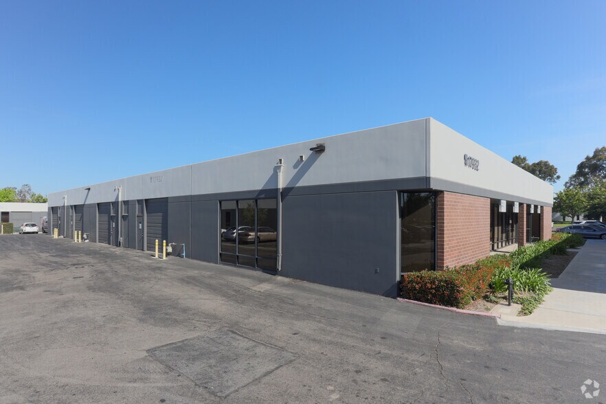 More Photos Of 17932 Sky Park Cir, Irvine Light Manufacturing For Lease