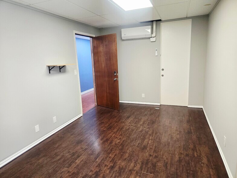 More Photos Of 3535 Farquhar Ave, Los Alamitos Office Residential For Lease