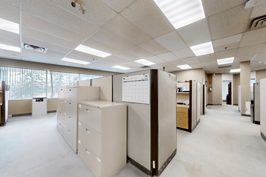 More Photos Of 45 Mcintosh Dr, Markham Office For Sale