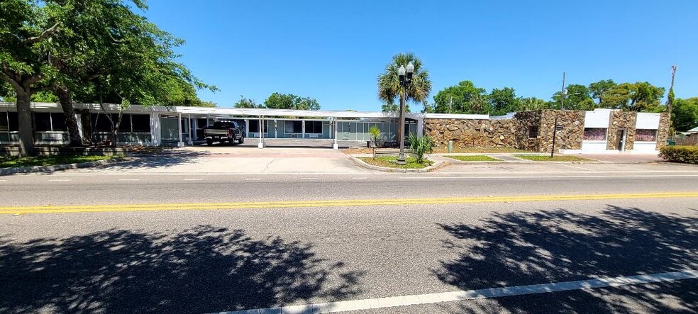 Primary Photo Of 427 E Kennedy Blvd, Maitland Apartments For Sale
