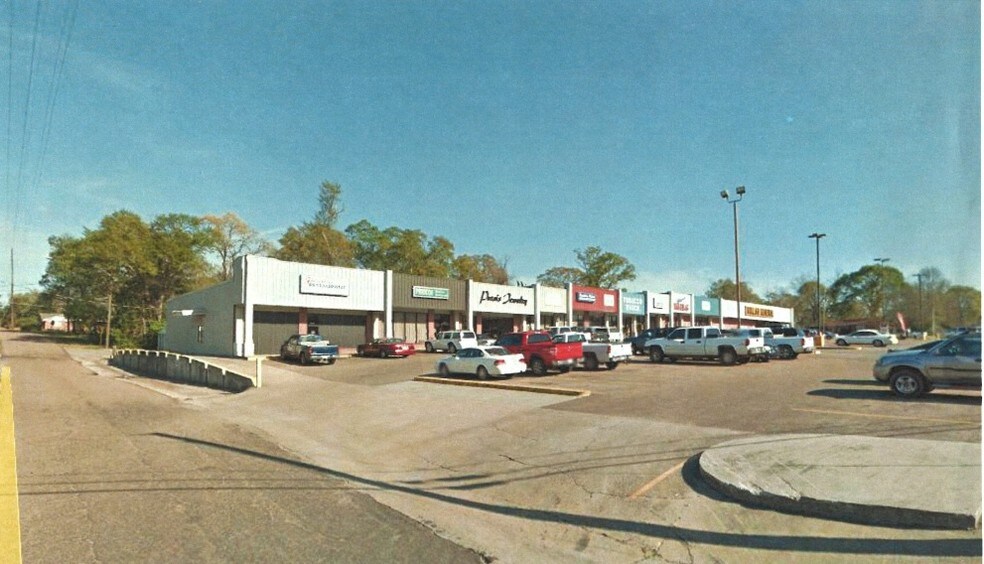 Primary Photo Of 176 Shelby Speights Dr, Purvis Unknown For Lease
