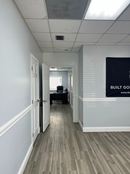 More Photos Of 971 Virginia Ave, Palm Harbor Medical For Lease