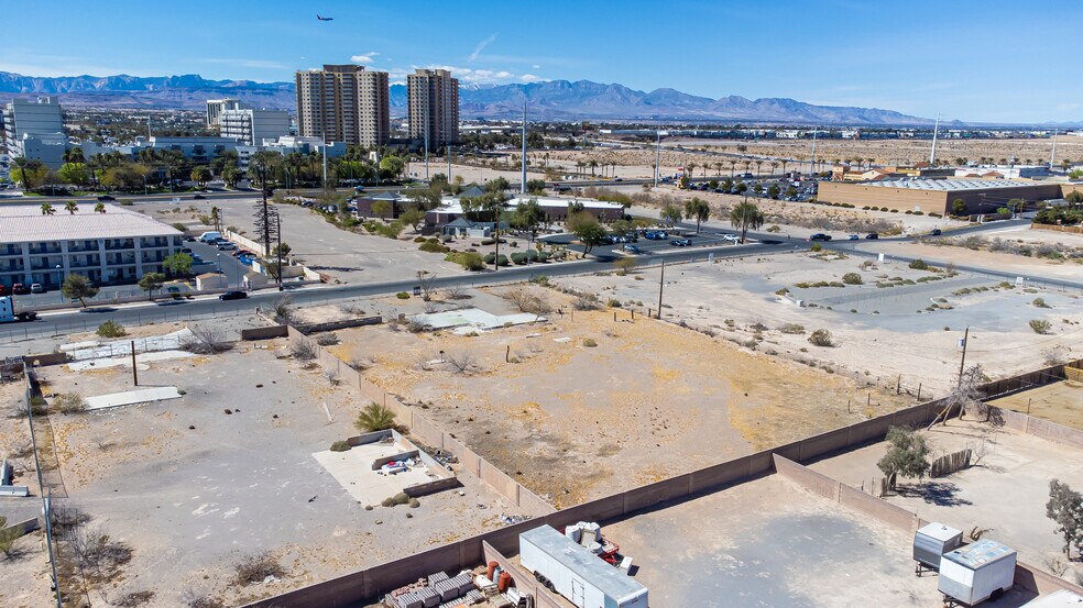 More Photos Of 8382 Giles St, Las Vegas Land For Sale