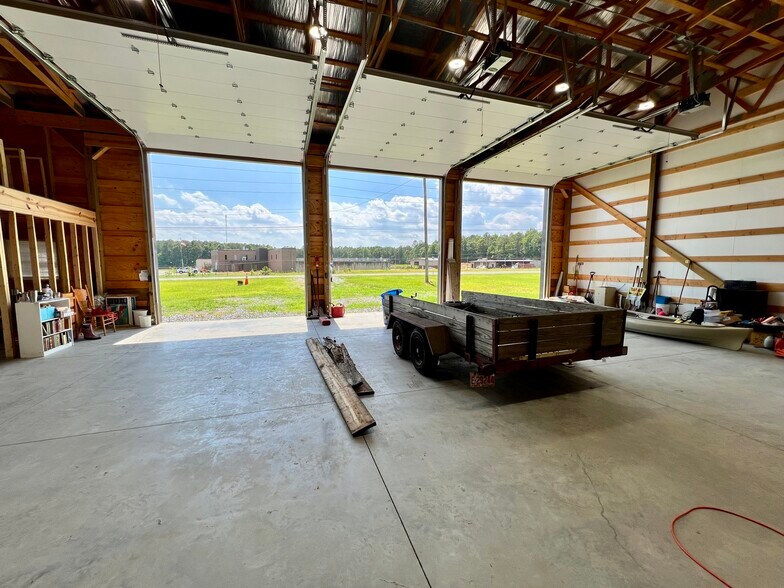 More Photos Of 510 Lillys Bridge Rd, Mount Gilead Flex For Sale