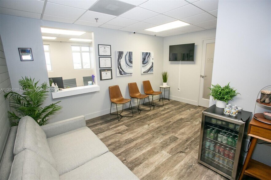 More Photos Of 1806 N Flamingo Rd, Pembroke Pines Medical For Lease
