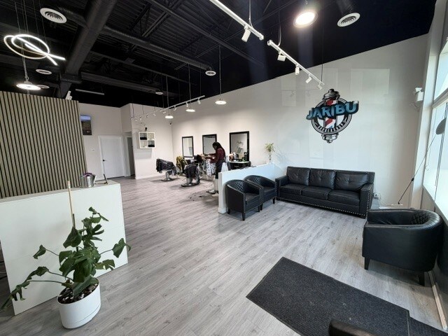 More Photos Of 45 Carrington Blvd NW, Calgary Coworking Space