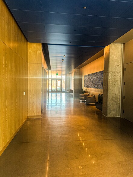 More Photos Of 424 NW 10th St, Oklahoma City Office For Lease