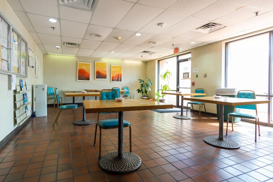 More Photos Of 151 Graham Rd, College Station Research And Development For Lease