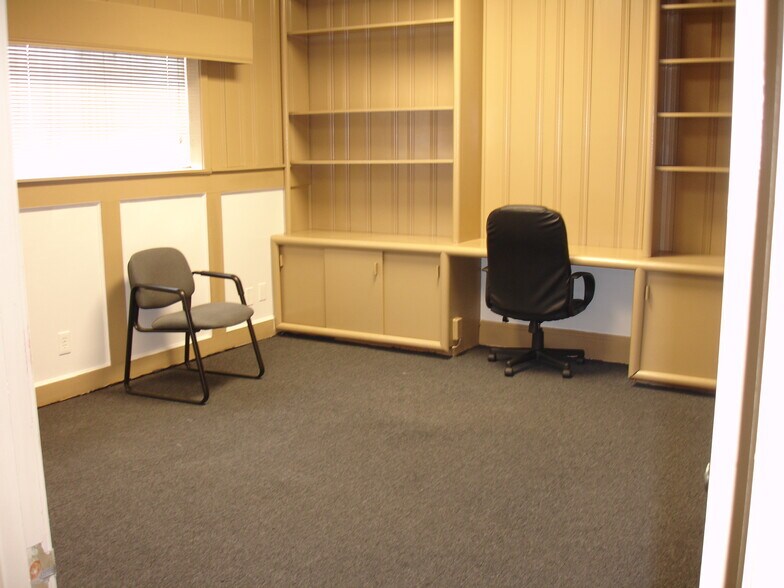 More Photos Of 1022 Pasadena Blvd, Pasadena Medical For Lease
