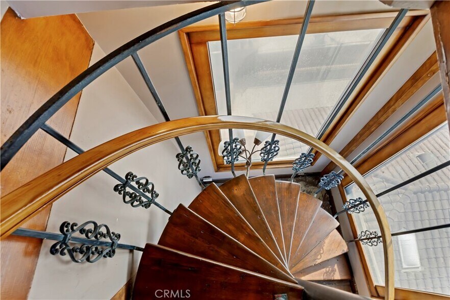 More Photos Of 1 Anderson St, Seal Beach Specialty For Sale