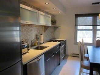 More Photos Of 584 State Rt 17, Ridgewood Office Residential For Lease