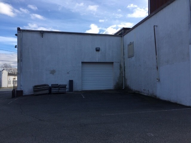 More Photos Of 470-480 Cortlandt St, Belleville Warehouse For Lease