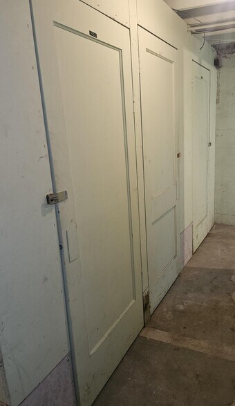 More Photos Of 1397-1407 SE 130th Ave, Portland Apartments For Sale