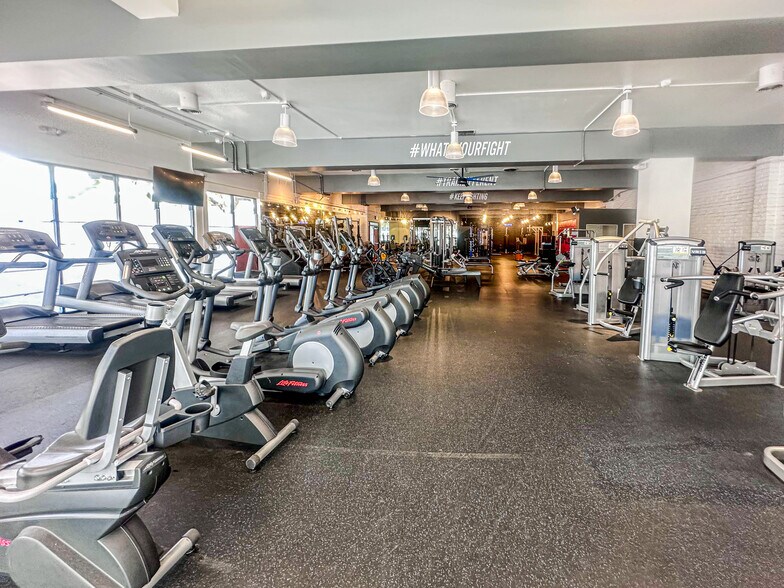 More Photos Of 1526 Webster St, Alameda Health Club For Sale