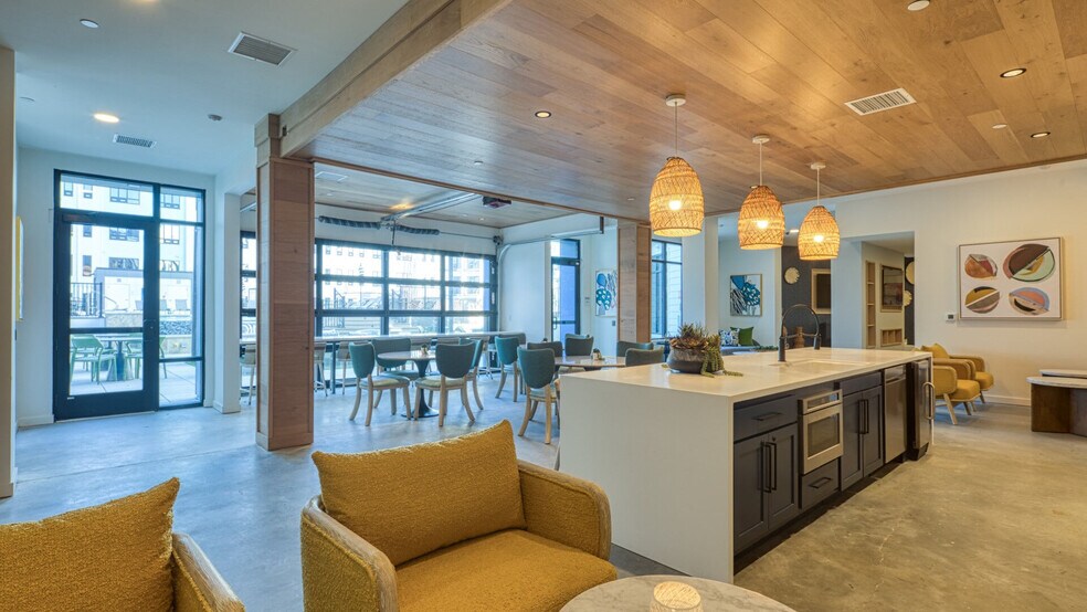 More Photos Of 225 W Olney Rd, Norfolk Apartments For Sale