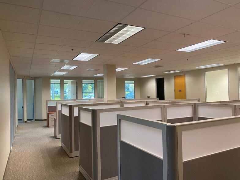 More Photos Of 8845 Irvine Center Dr, Irvine Office For Lease