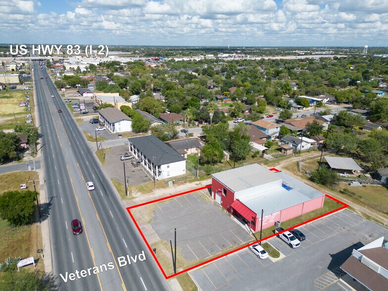 More Photos Of 520 N Veterans Blvd, San Juan Warehouse For Sale