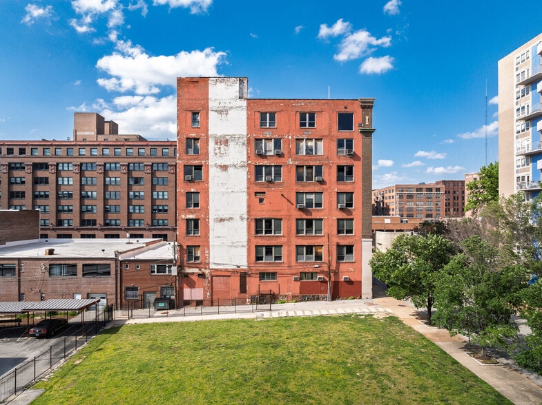More Photos Of 1700 Olive St, Saint Louis Office For Sale