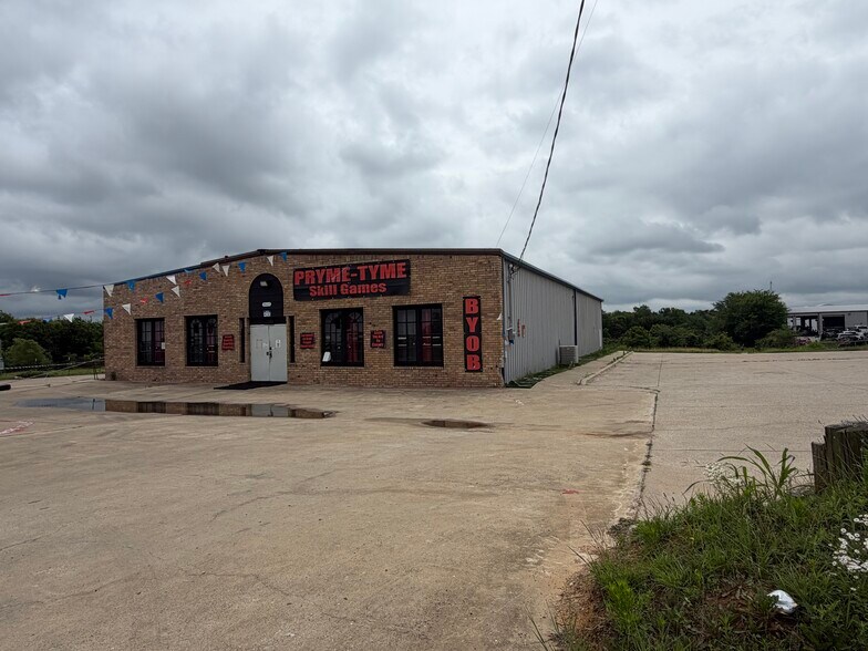 More Photos Of 17445 FM 17, Canton Flex For Sale