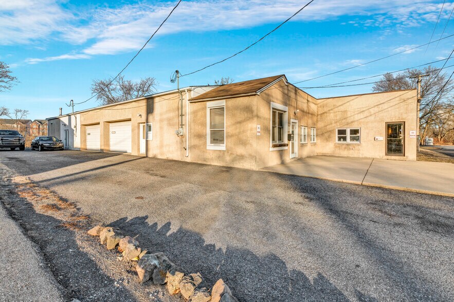 More Photos Of 57 Schuylkill Ave, Pottstown Warehouse For Sale
