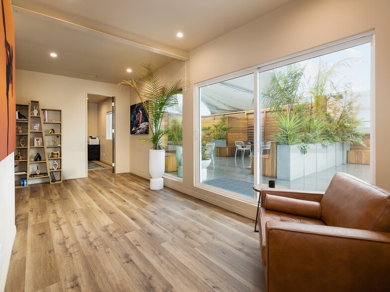 Primary Photo Of 124 Center St, El Segundo Office For Lease