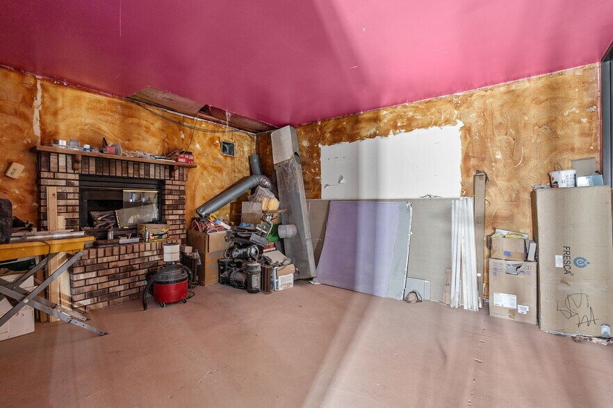 More Photos Of 2507 E 1100 N, Demotte Apartments For Sale