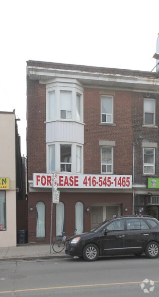 More Photos Of 817 Bloor St W, Toronto Storefront Retail Residential For Sale