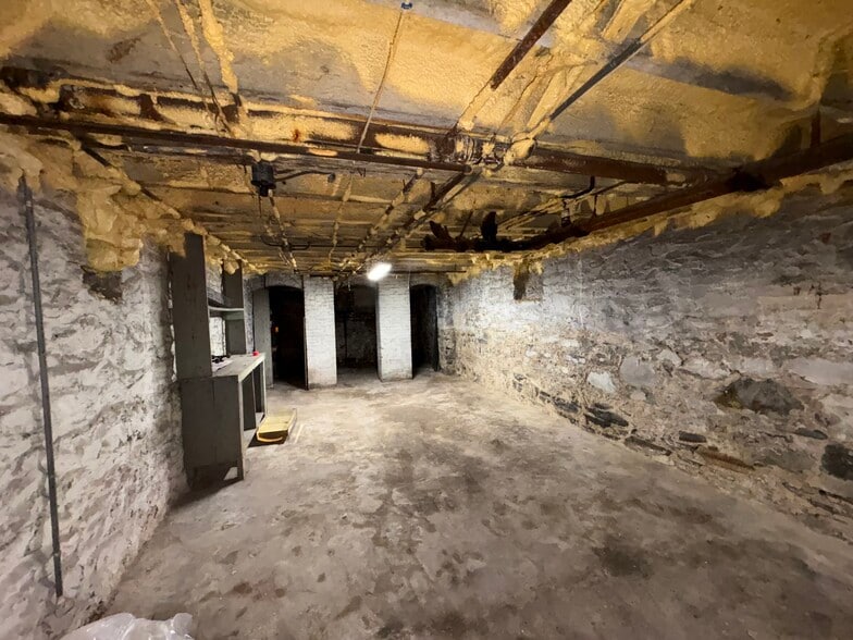 More Photos Of 2841 N Calvert St, Baltimore Apartments For Sale