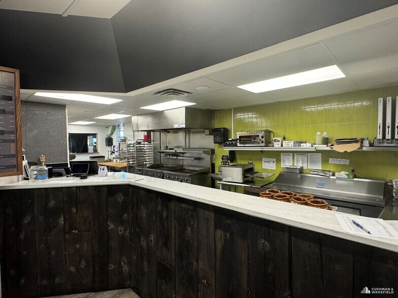 More Photos Of 122 W Laurel St, Fort Collins General Retail For Sale