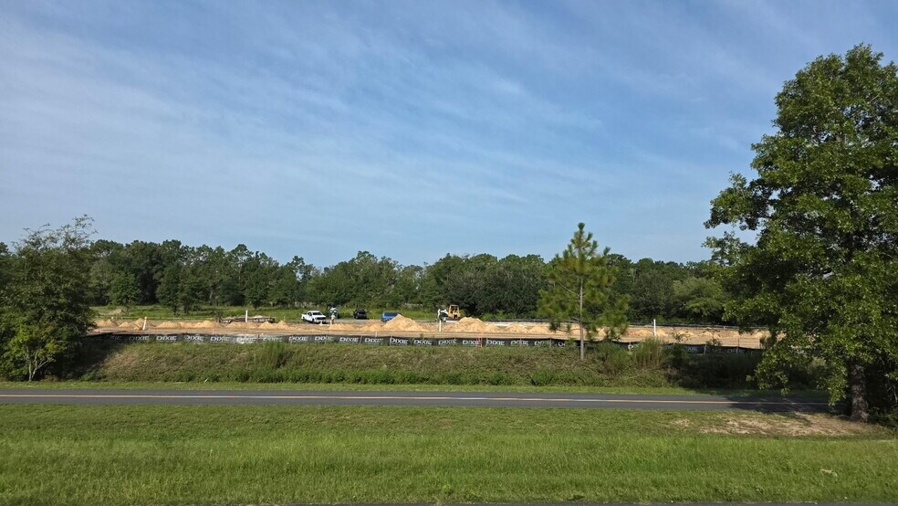 More Photos Of 4145 Southview Dr, Tallahassee Warehouse For Lease