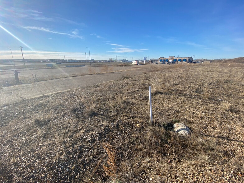 More Photos Of 401 Reiger Dr, Williston Land For Sale