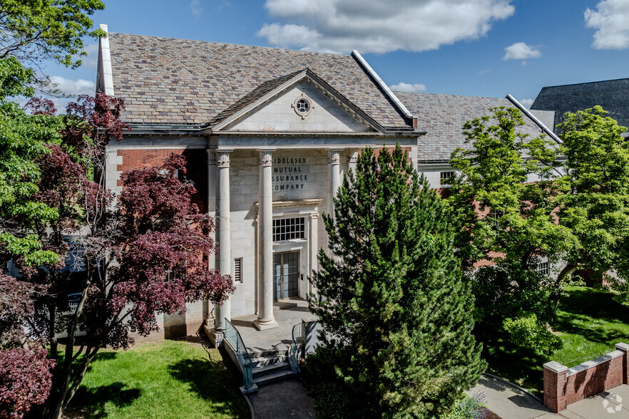 Primary Photo Of 200 Court St, Middletown Office For Lease