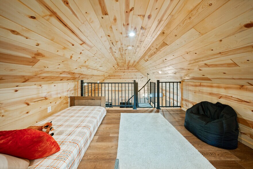 More Photos Of 325 Sinking Rd, Argillite Hospitality For Sale