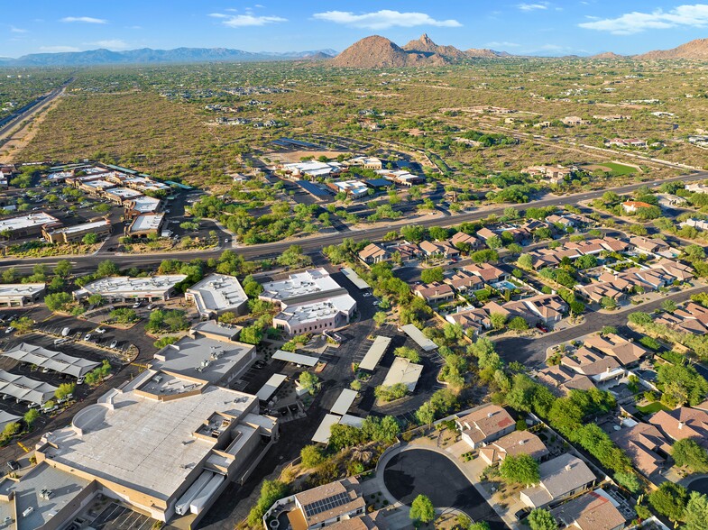 More Photos Of 8955 E Pinnacle Peak Rd, Scottsdale Office For Lease