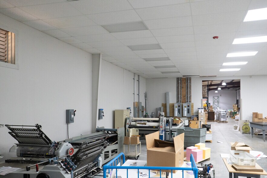 More Photos Of 9370 Industrial Trace, Alpharetta Warehouse For Lease