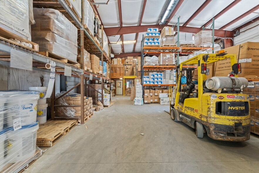 More Photos Of 900 McPhaul, Austin Warehouse For Sale