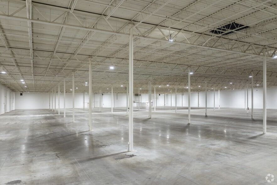 More Photos Of 3201 N Ridge Rd E, Ashtabula Freestanding For Sale