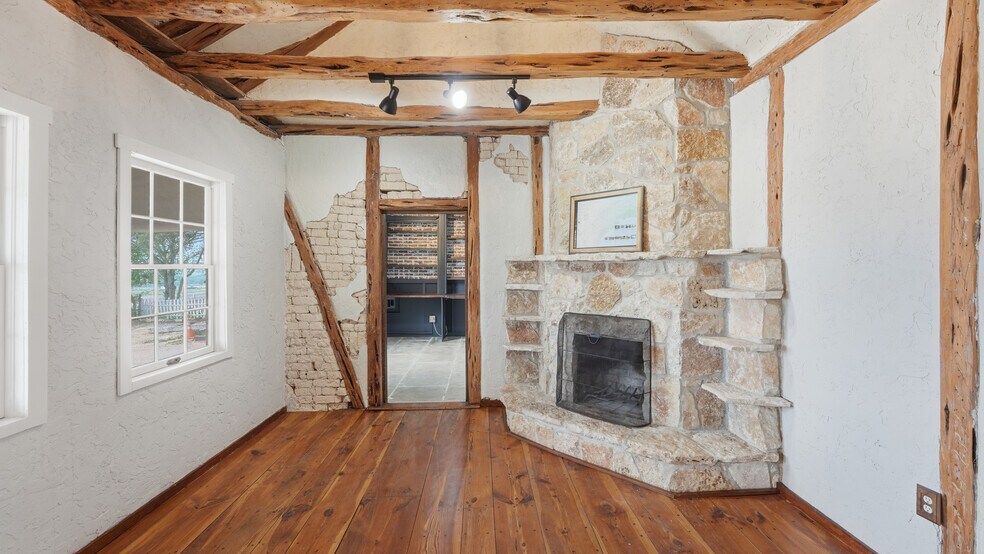 More Photos Of , New Braunfels Unknown For Sale
