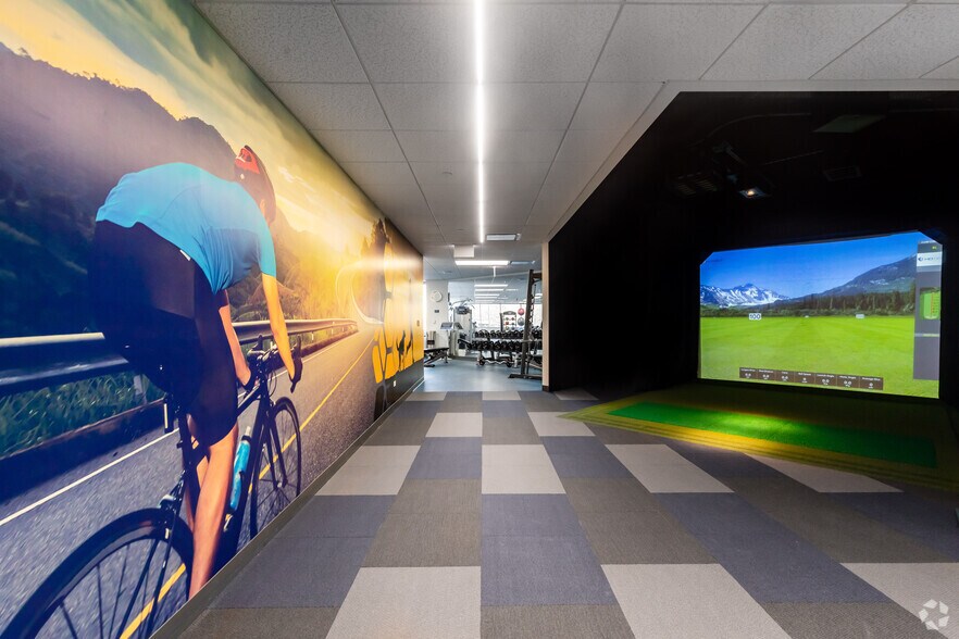 More Photos Of 2 Mid America Plz, Oakbrook Terrace Office For Lease