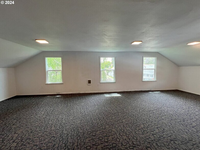 More Photos Of 1839 3rd St, Baker City Religious Facility For Sale