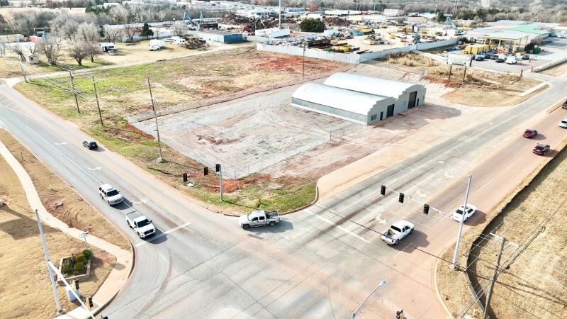 Primary Photo Of 2900 SE 29th St, Oklahoma City Service For Sale