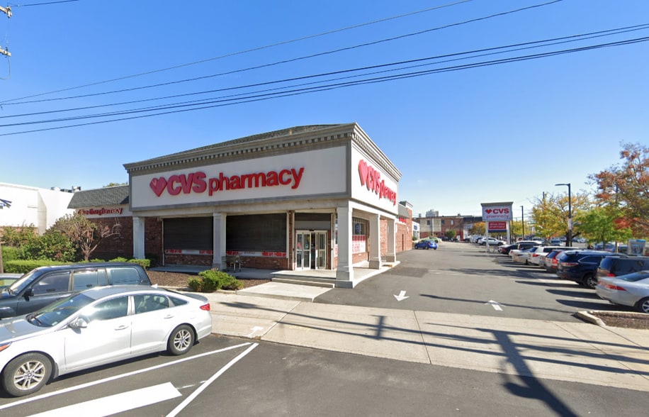 More Photos Of 1001 Washington Ave, Philadelphia Drugstore For Lease