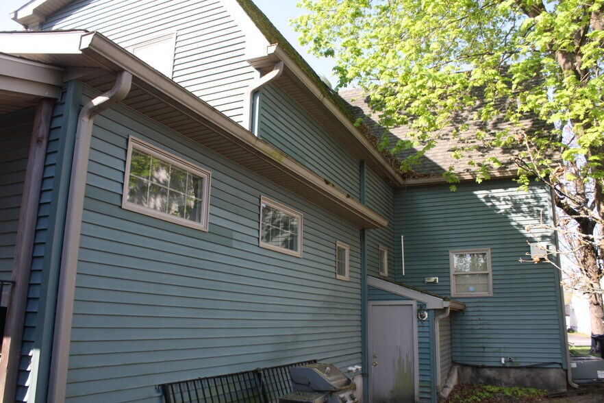 More Photos Of 80 E Main St, Port Jervis Flex For Sale