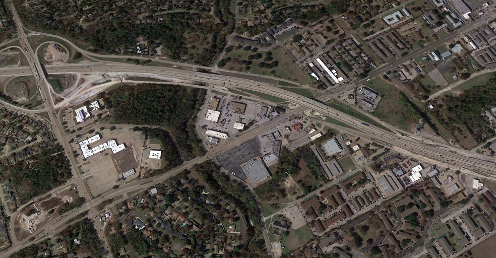 More Photos Of 3901-3939 S Polk St, Dallas Unknown For Lease