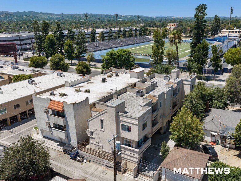 More Photos Of 6440 Balboa Blvd, Van Nuys Multifamily For Sale